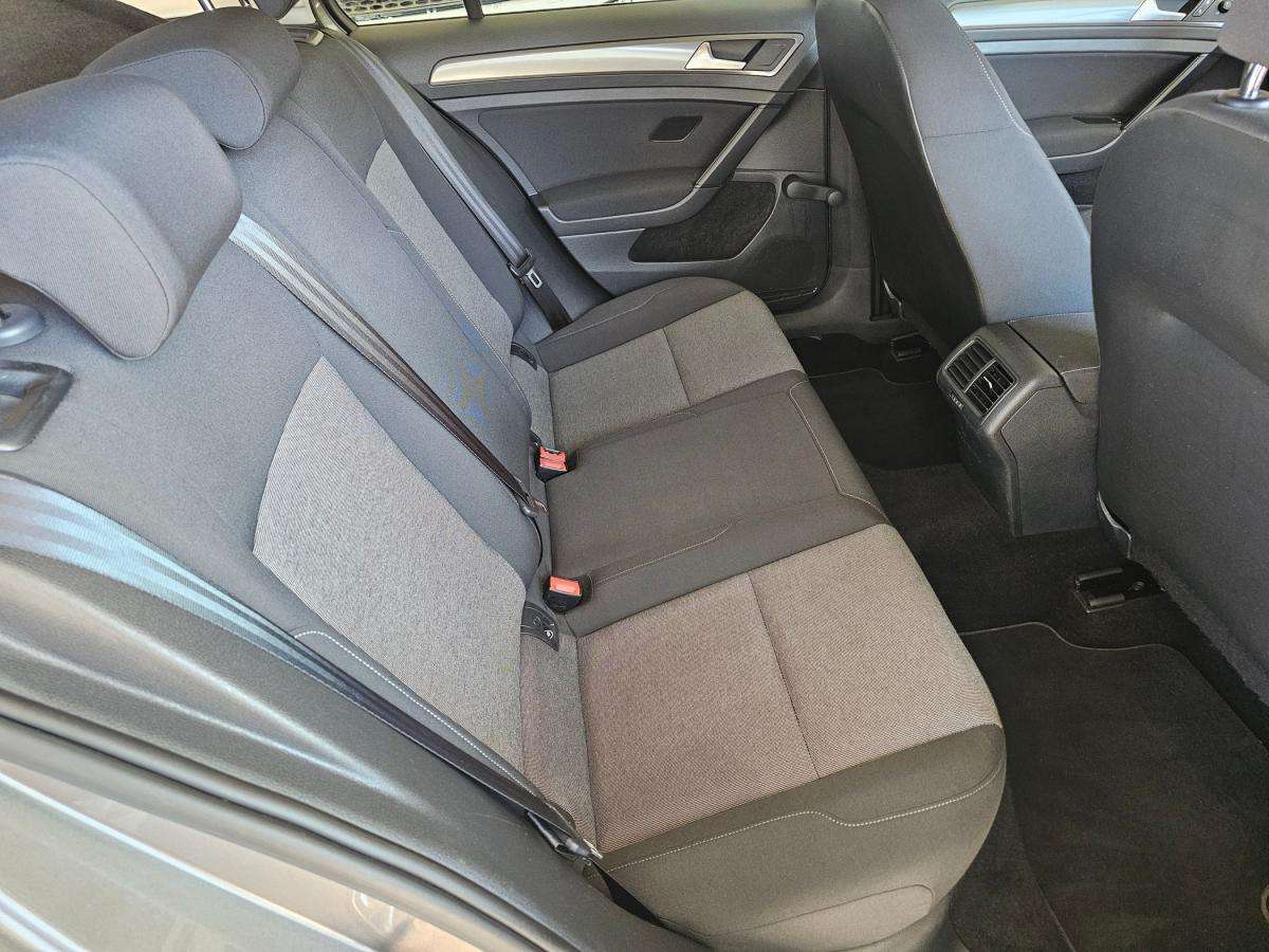 volkswagen-golf-2013-diesel-1598cc