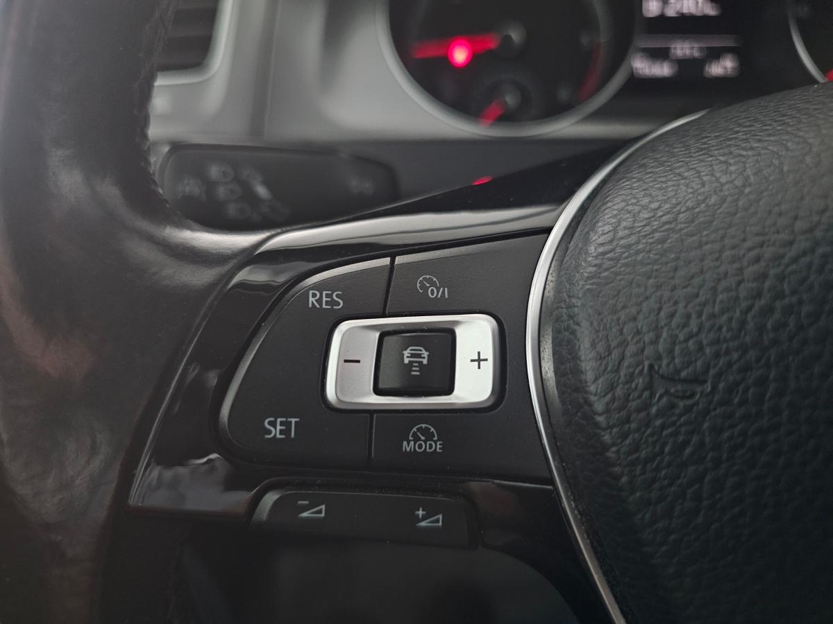 volkswagen-golf-2013-diesel-1598cc