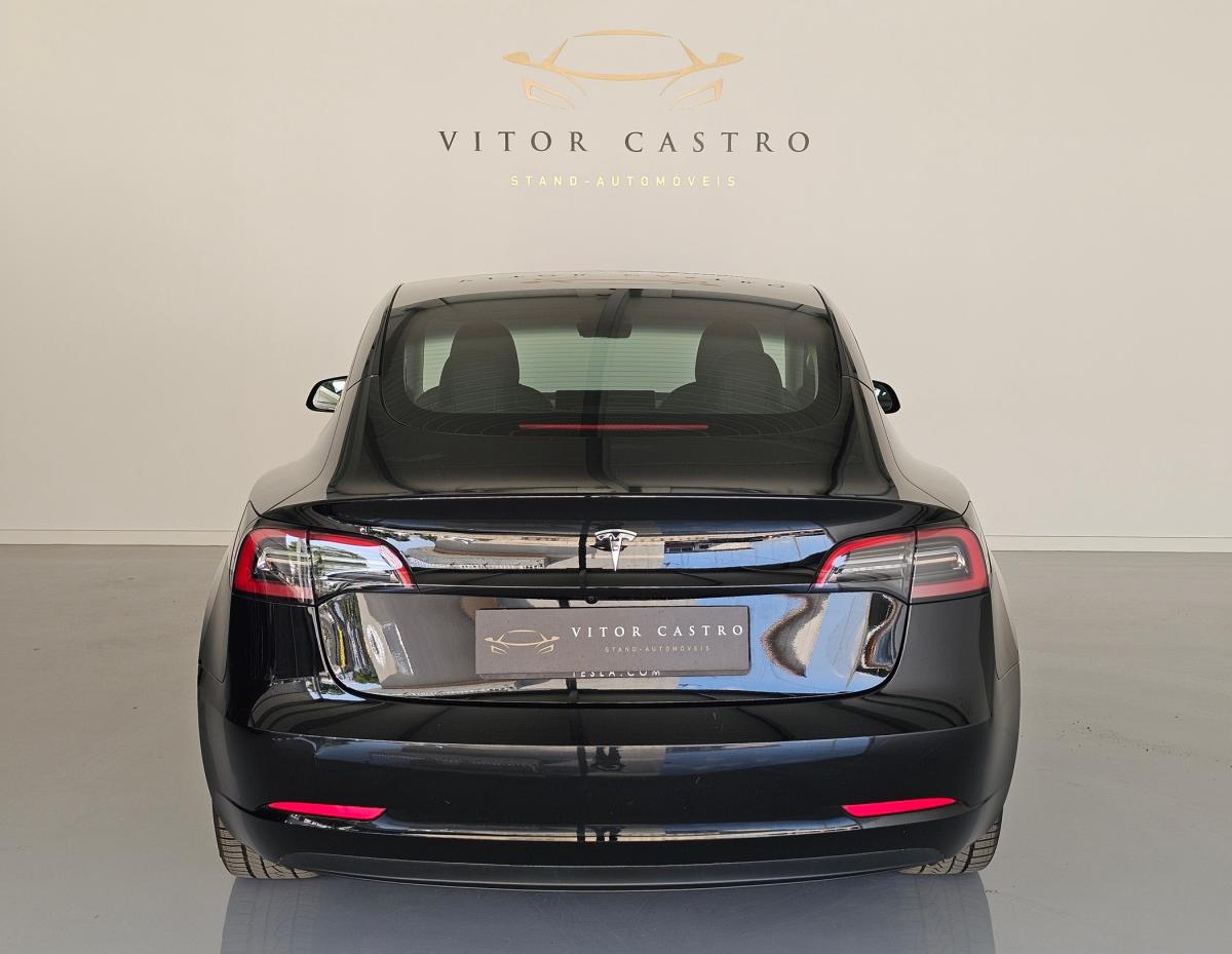 tesla-model-3-2023-eletrico-500cc