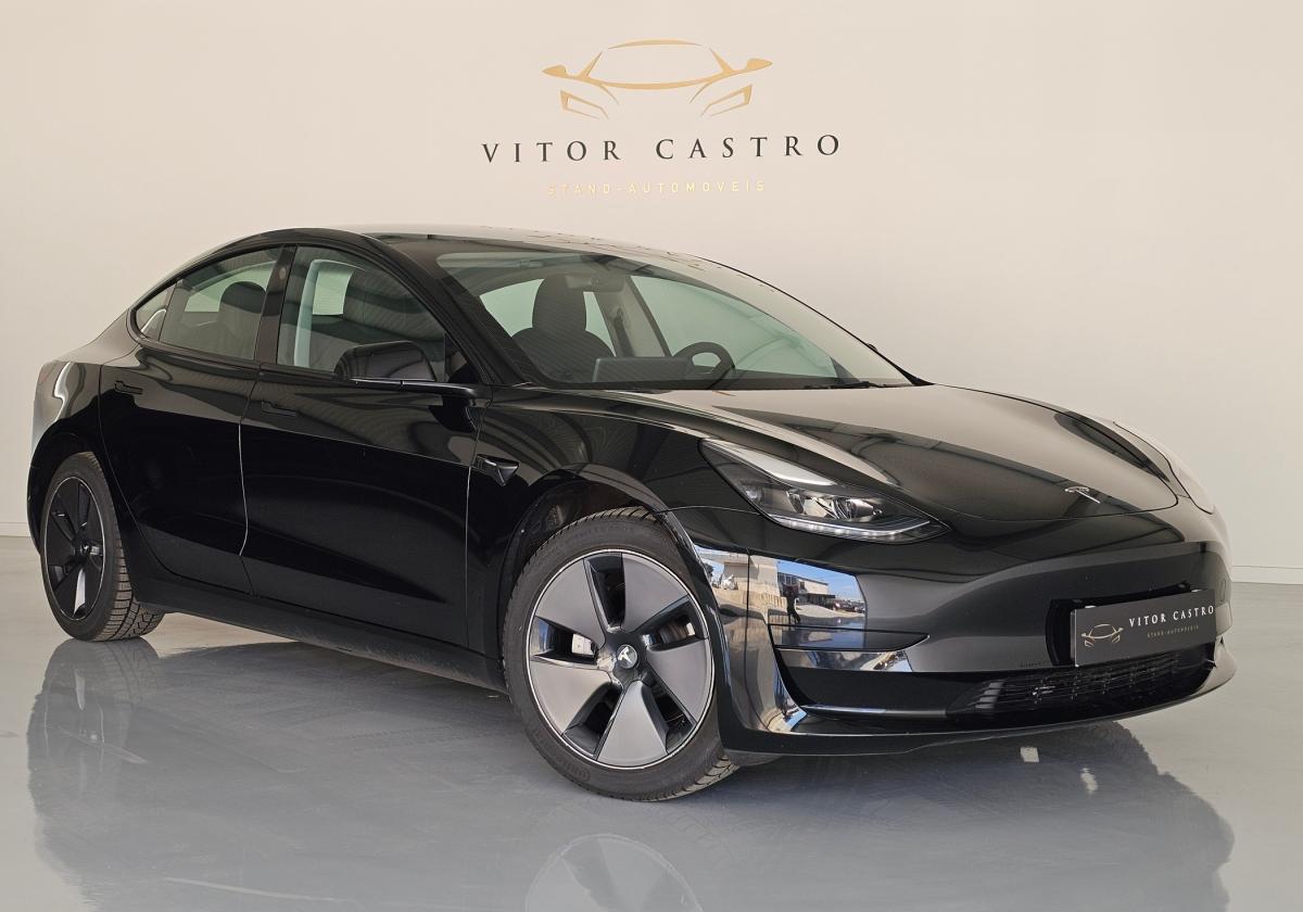tesla-model-3-2023-eletrico-500cc