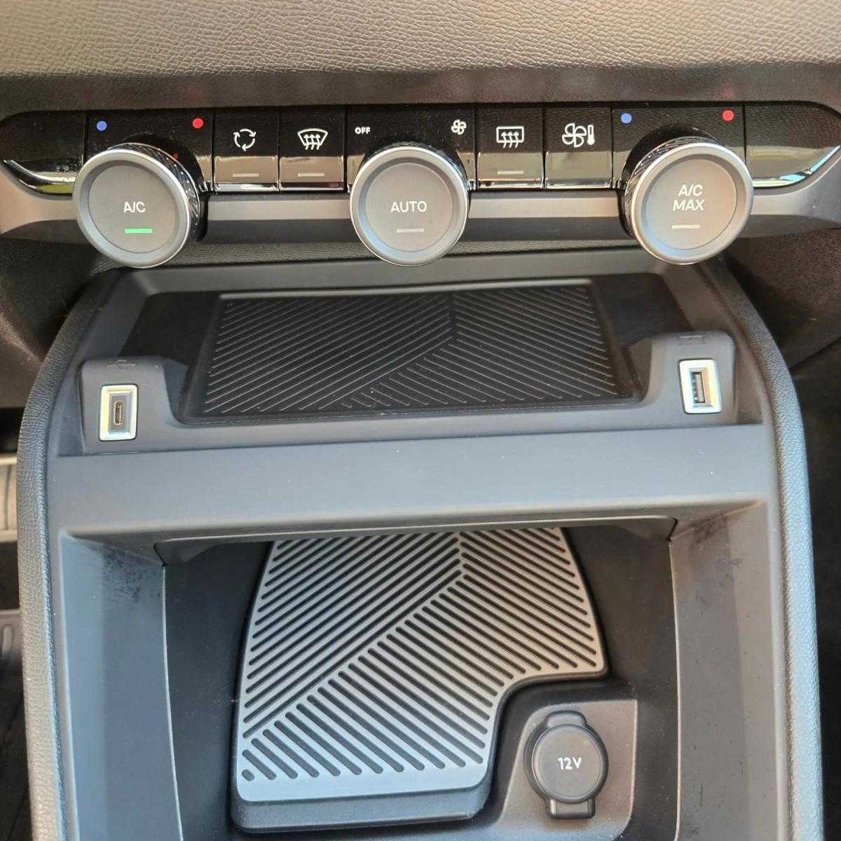 citroen-e-c4-2023-eletrico-0cc