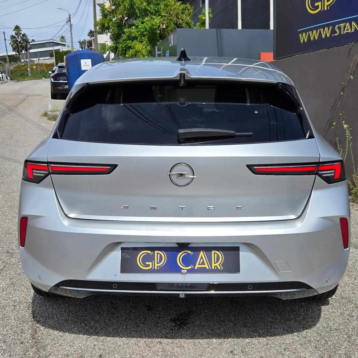 opel-astra-2022-hibrido-a-gasolina-1598cc