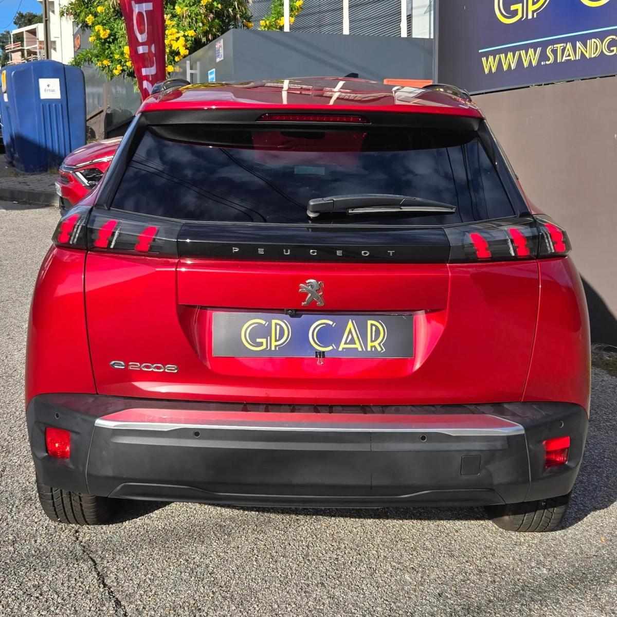 peugeot-e-2008-2023-eletrico-0cc