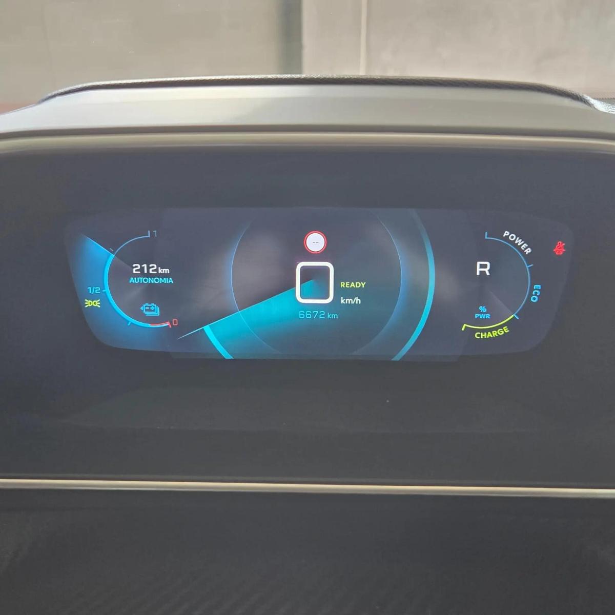 peugeot-e-2008-2023-eletrico-0cc