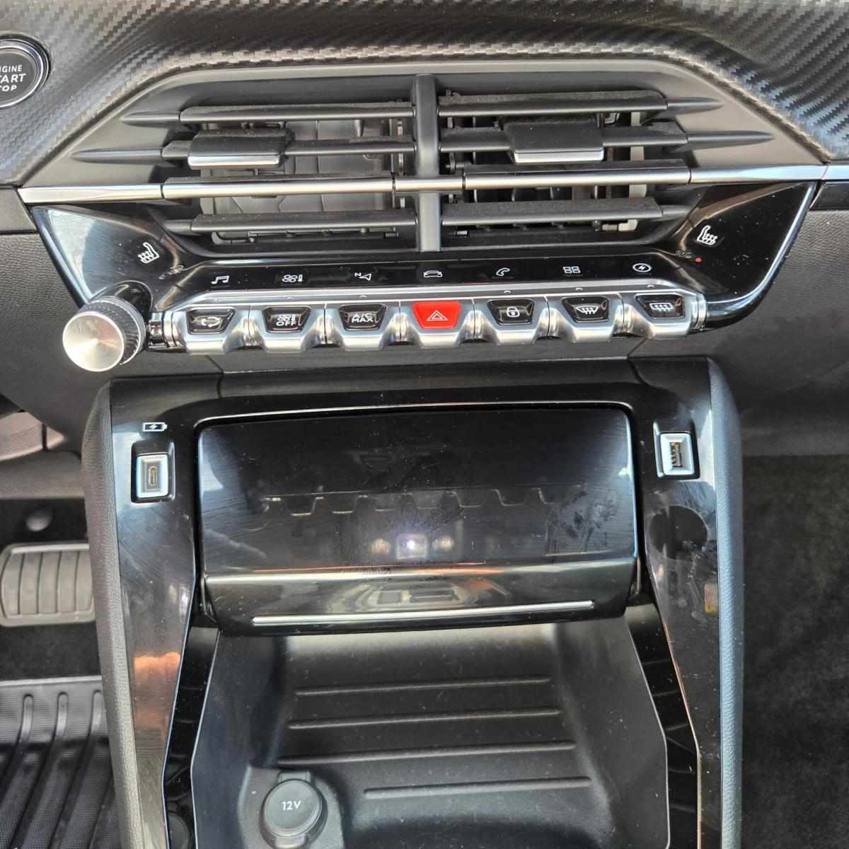 peugeot-e-2008-2023-eletrico-0cc
