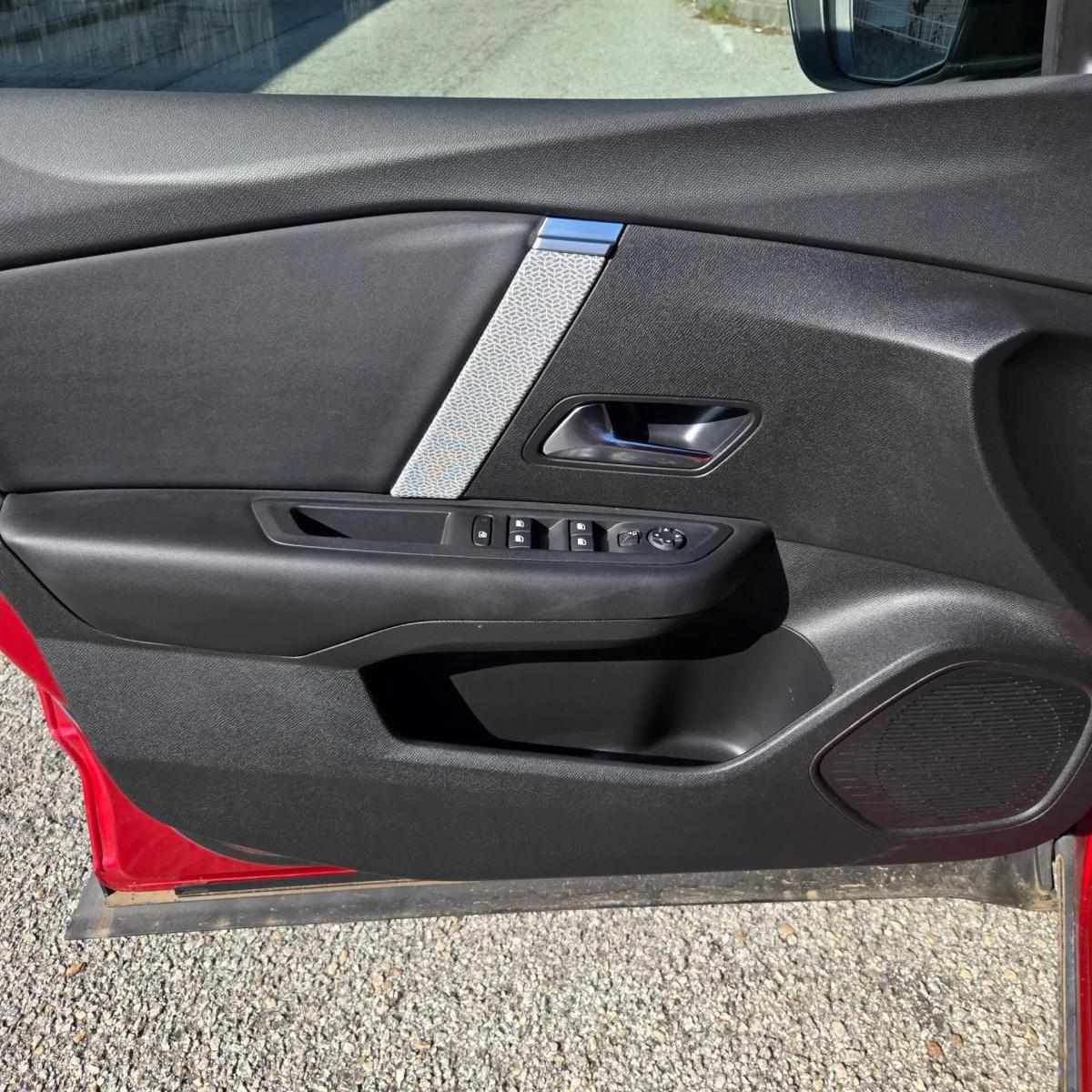 citroen-e-c4-2024-eletrico-0cc
