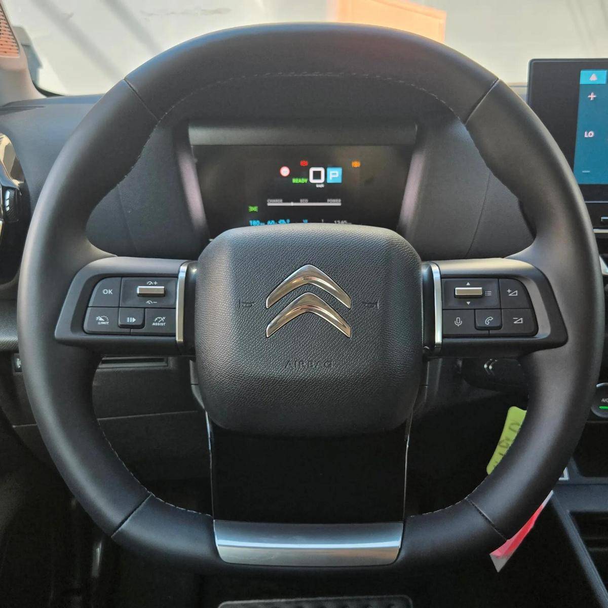 citroen-e-c4-2024-eletrico-0cc
