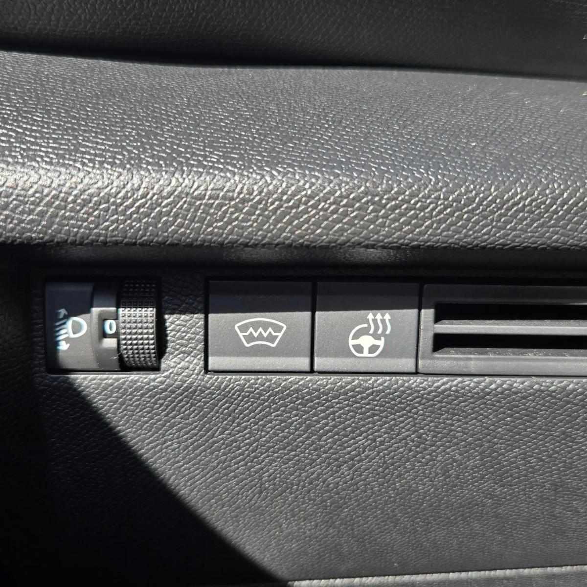citroen-e-c4-2024-eletrico-0cc