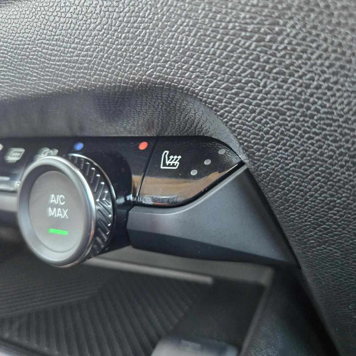 citroen-e-c4-2024-eletrico-0cc