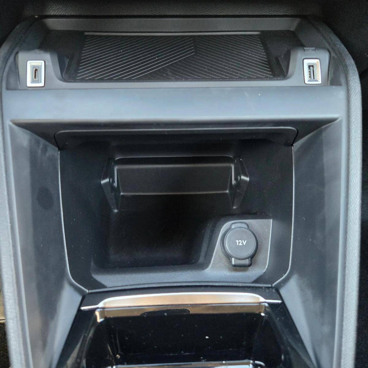 citroen-e-c4-2024-eletrico-0cc