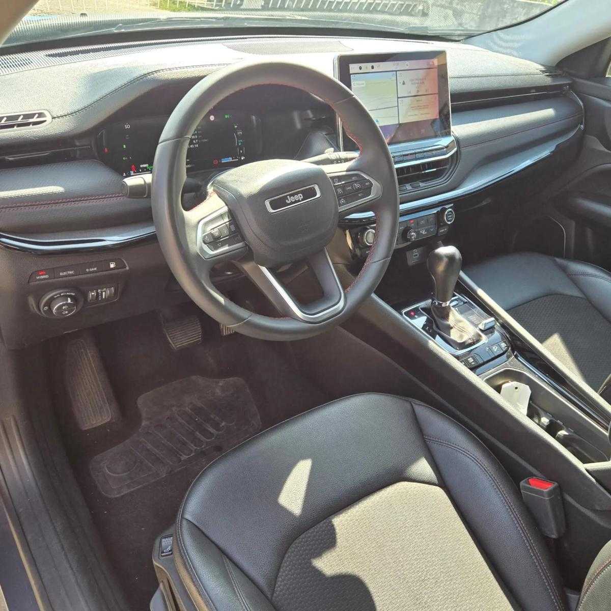 jeep-compass-2023-hibrido-a-gasolina-1332cc