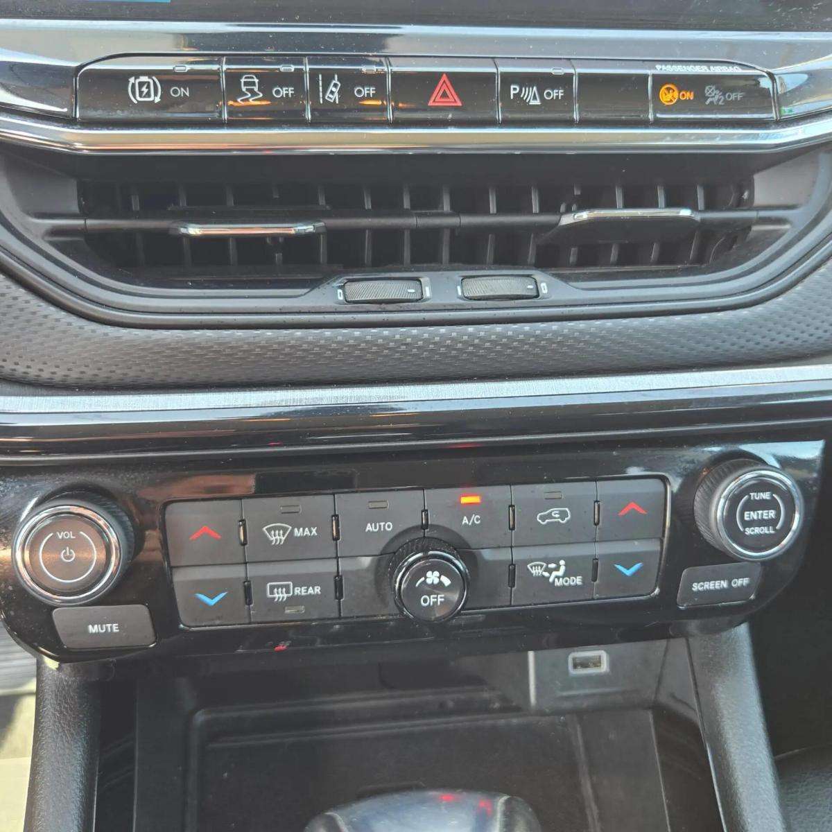 jeep-compass-2023-hibrido-a-gasolina-1332cc