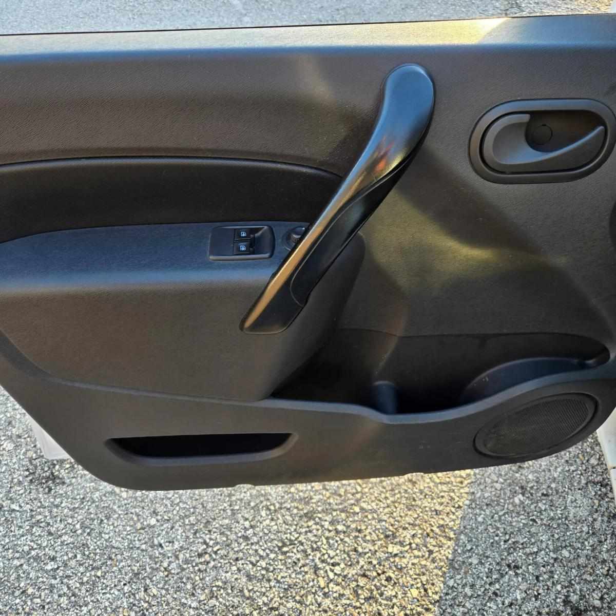 renault-kangoo-2020-eletrico-0cc