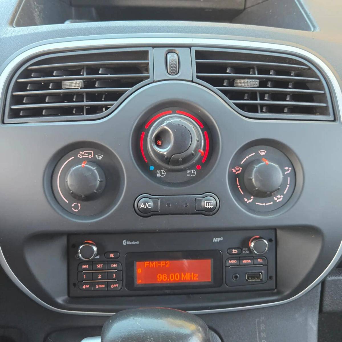 renault-kangoo-2020-eletrico-0cc