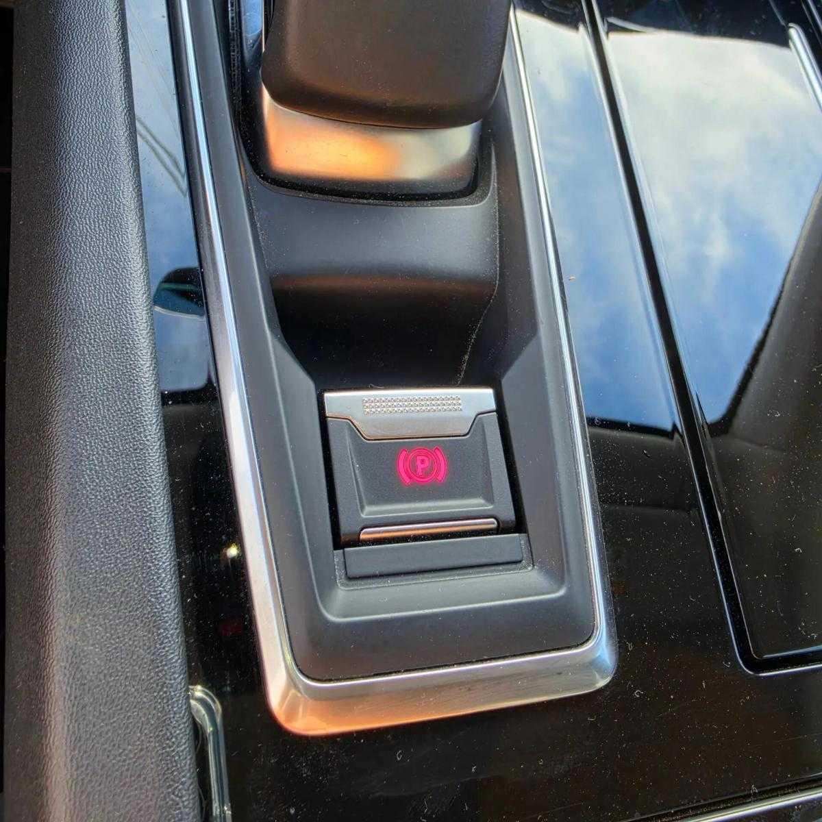 peugeot-508-2022-hibrido-a-gasolina-1598cc