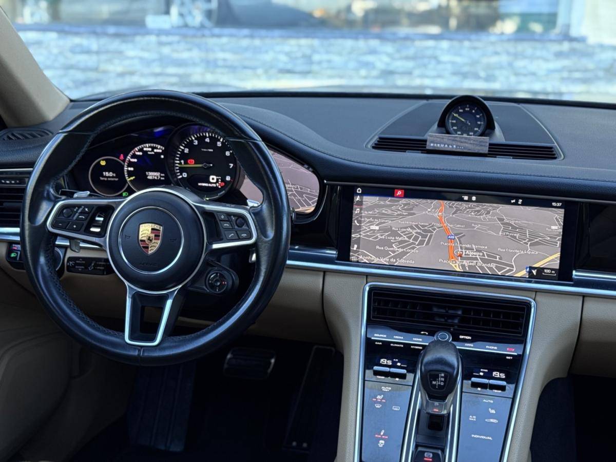 porsche-panamera-sport-turismo-2018-hibrido-2894cc