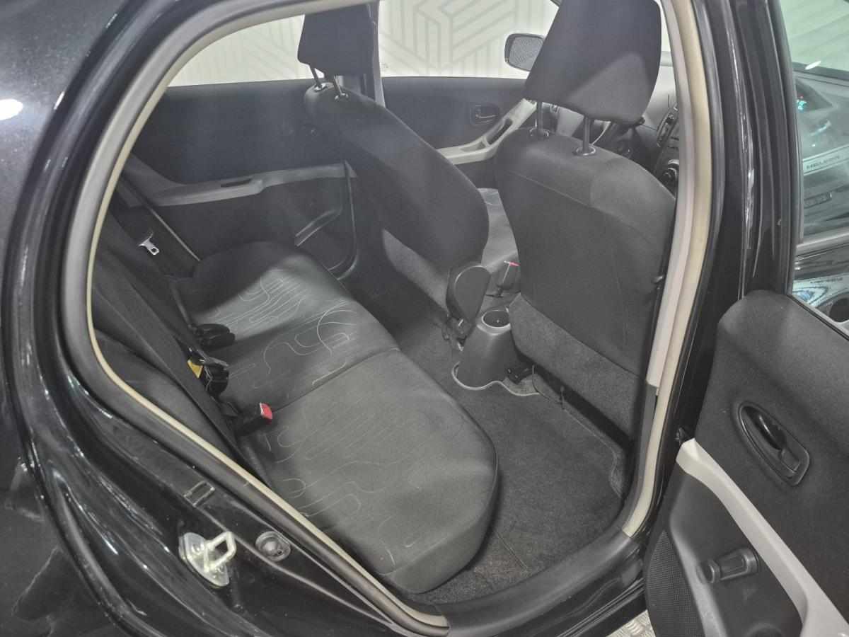 toyota-yaris-1-33-dual-vvt-i-2009-gasolina-1329cc