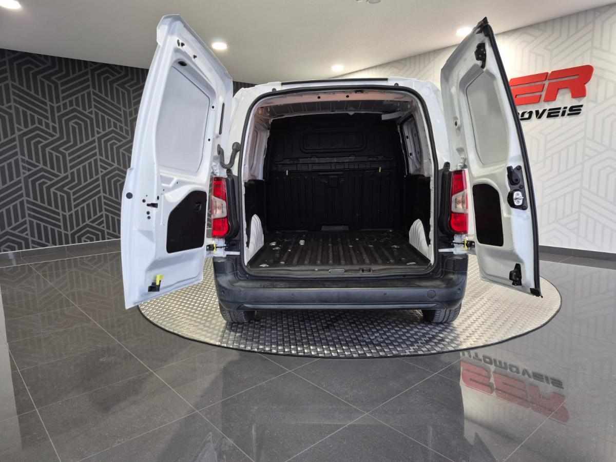 opel-combo-1-6-99cv-2019-diesel-1560cc