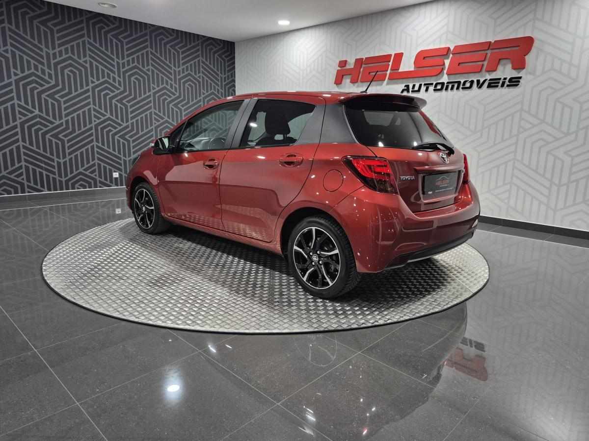 toyota-yaris-1-33-dual-vvt-i-2016-gasolina-1300cc