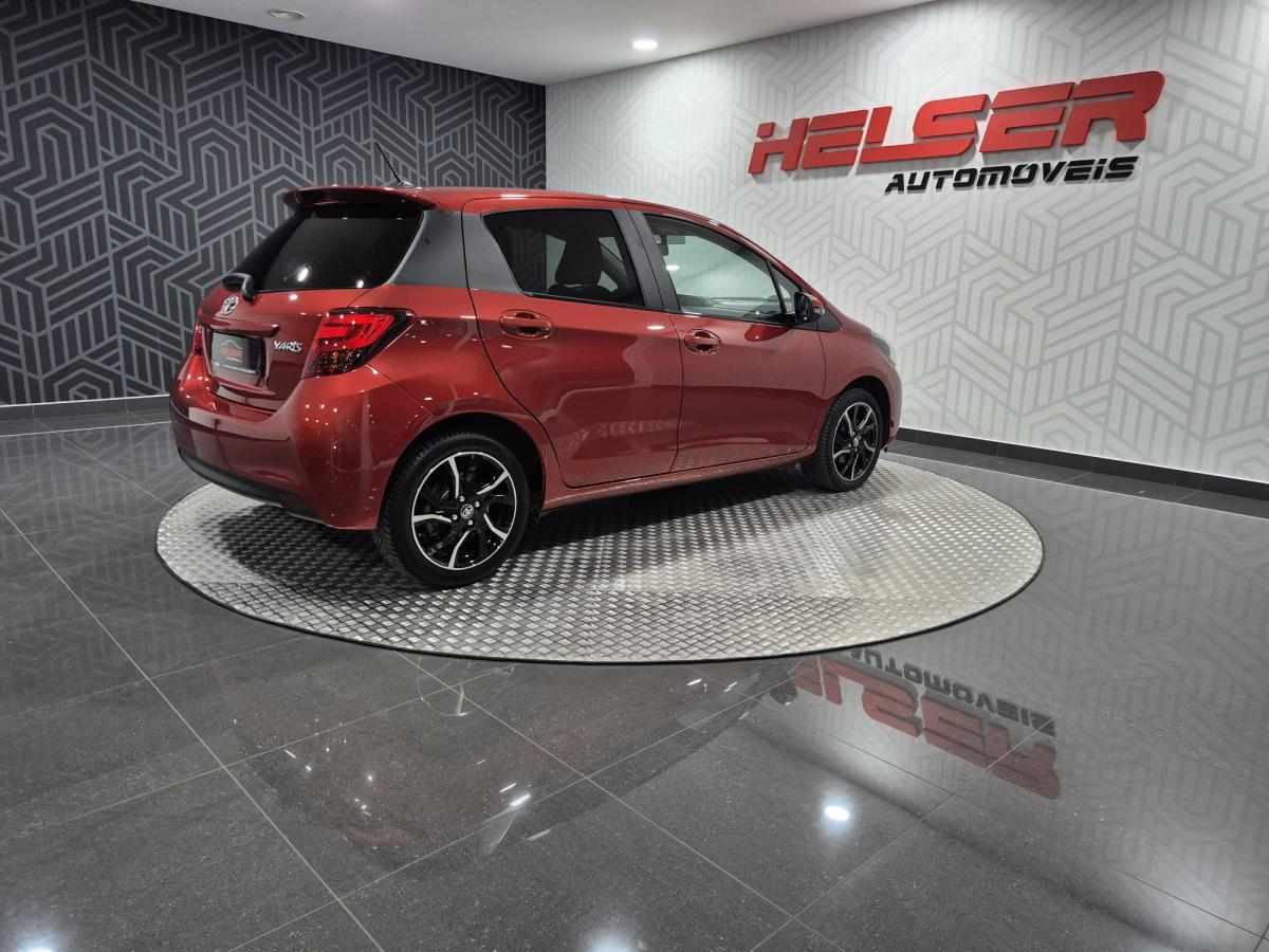 toyota-yaris-1-33-dual-vvt-i-2016-gasolina-1300cc