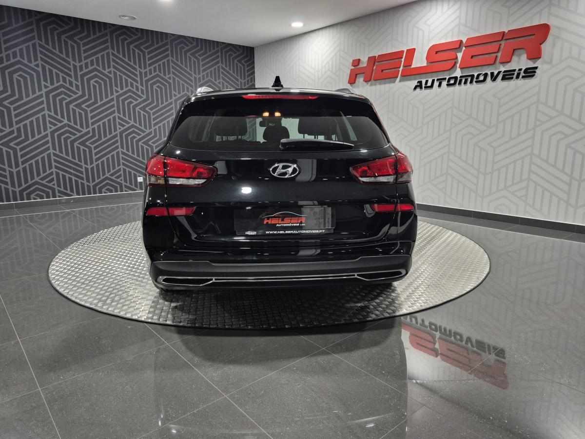 hyundai-i30-sw-2021-diesel-1600cc