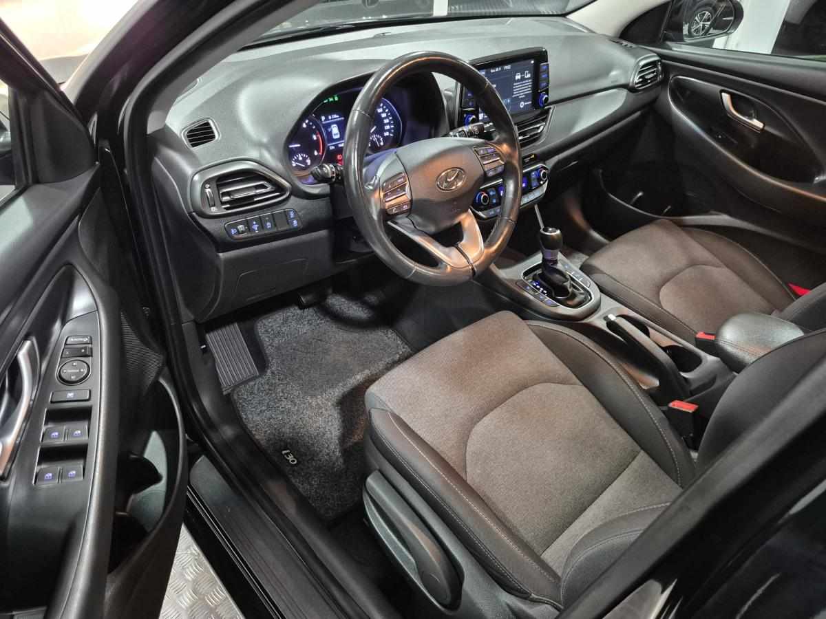 hyundai-i30-sw-2021-diesel-1600cc
