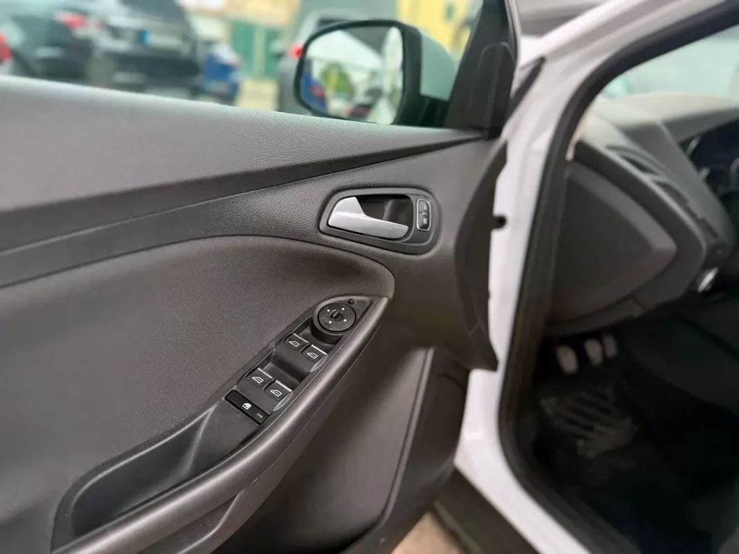 ford-focus-sw-2017-diesel-1499cc