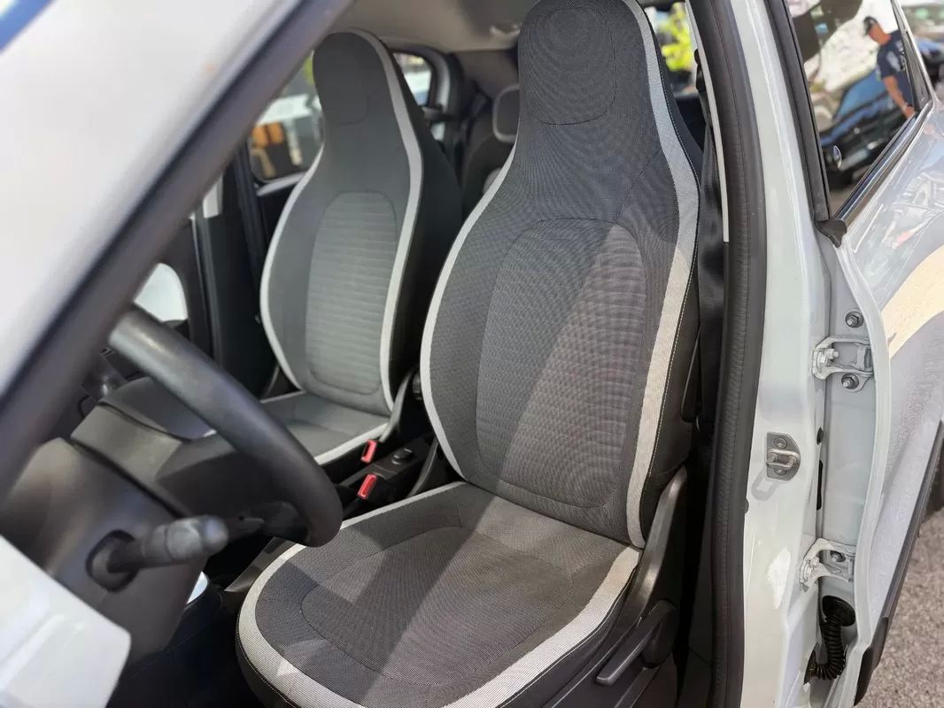 renault-twingo-2021-eletrico-0cc