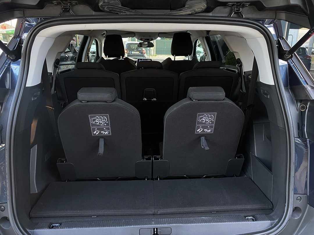 peugeot-5008-2018-diesel-1499cc