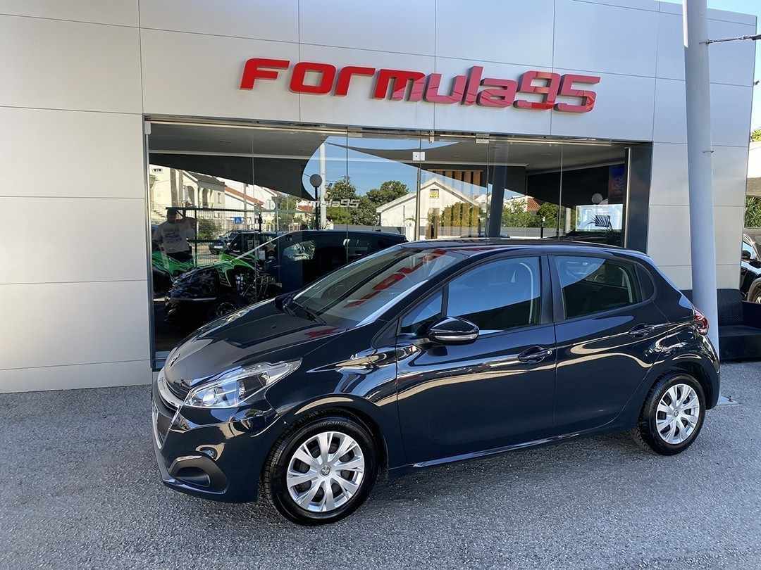 peugeot-208-2019-diesel-1499cc