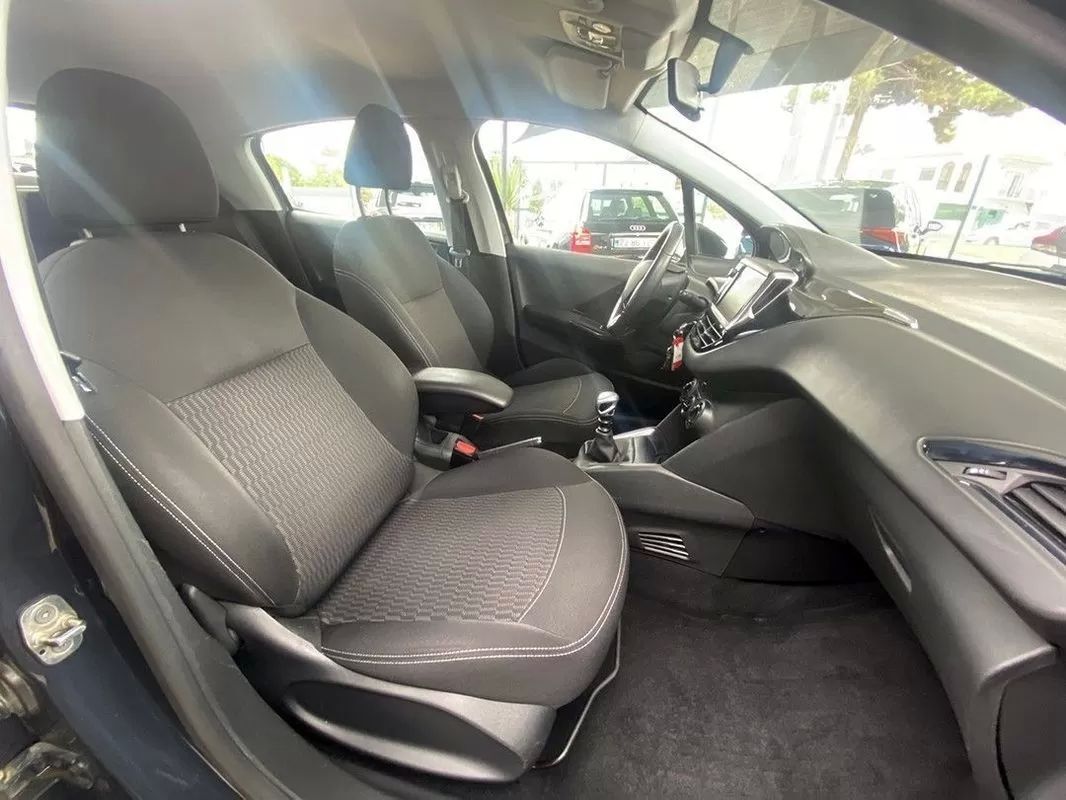 peugeot-208-2019-diesel-1499cc