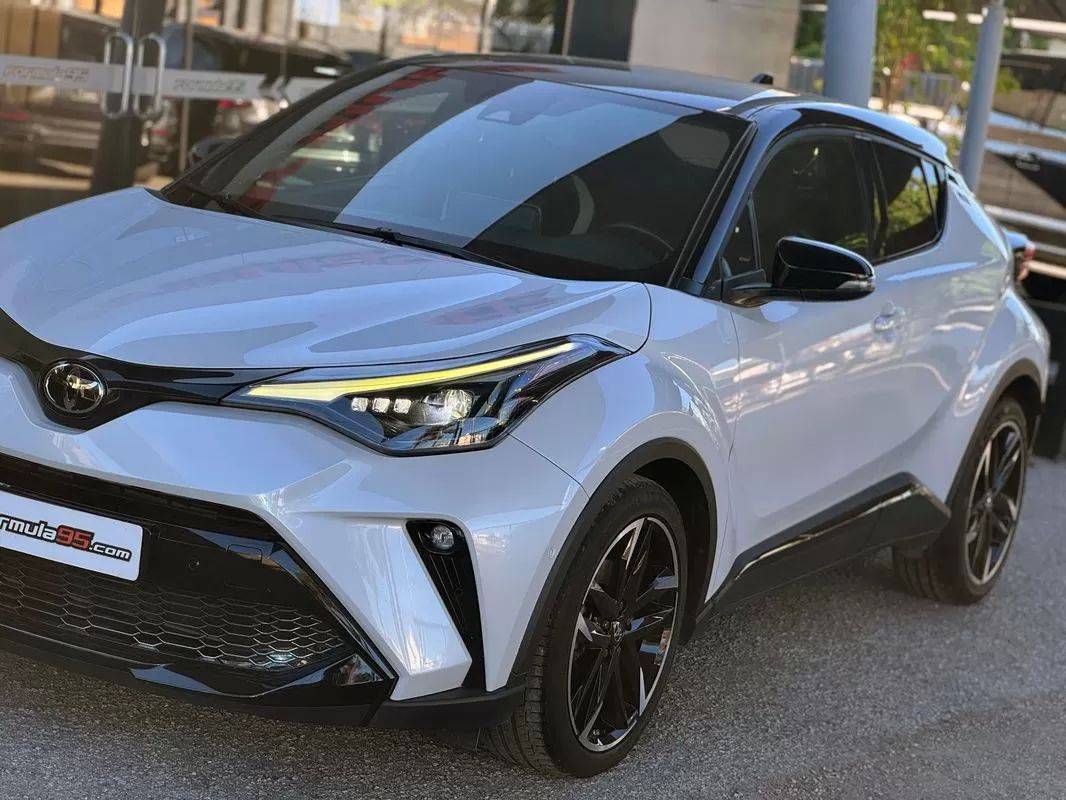toyota-c-hr-2022-hibrido-a-gasolina-1987cc