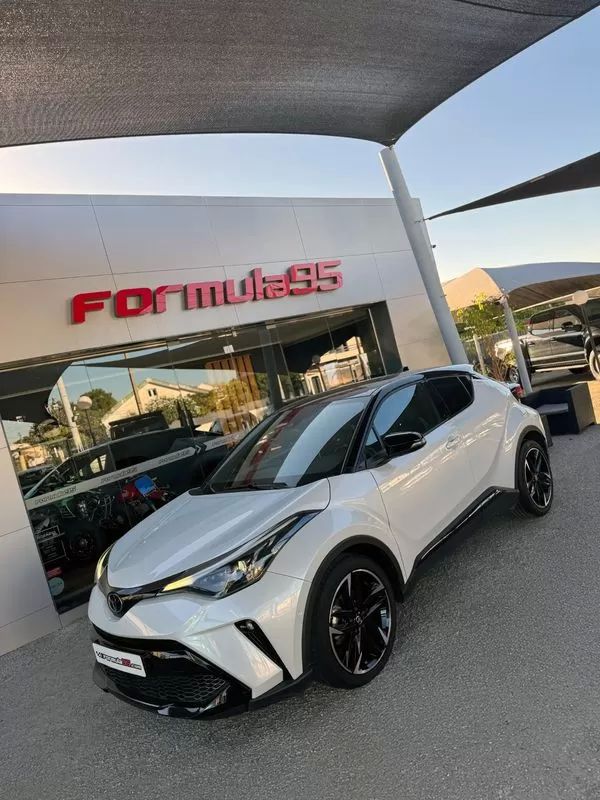 toyota-c-hr-2022-hibrido-a-gasolina-1987cc