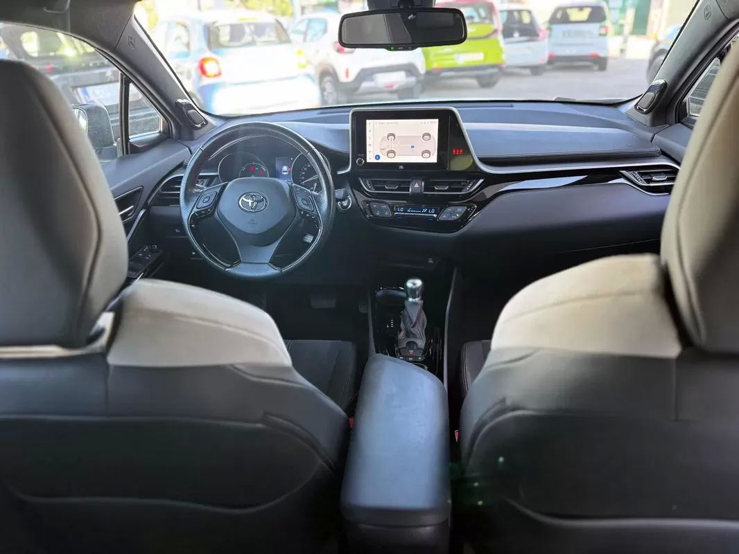 toyota-c-hr-2022-hibrido-a-gasolina-1987cc