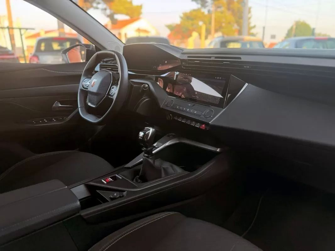 peugeot-308-sw-2022-gasolina-1199cc
