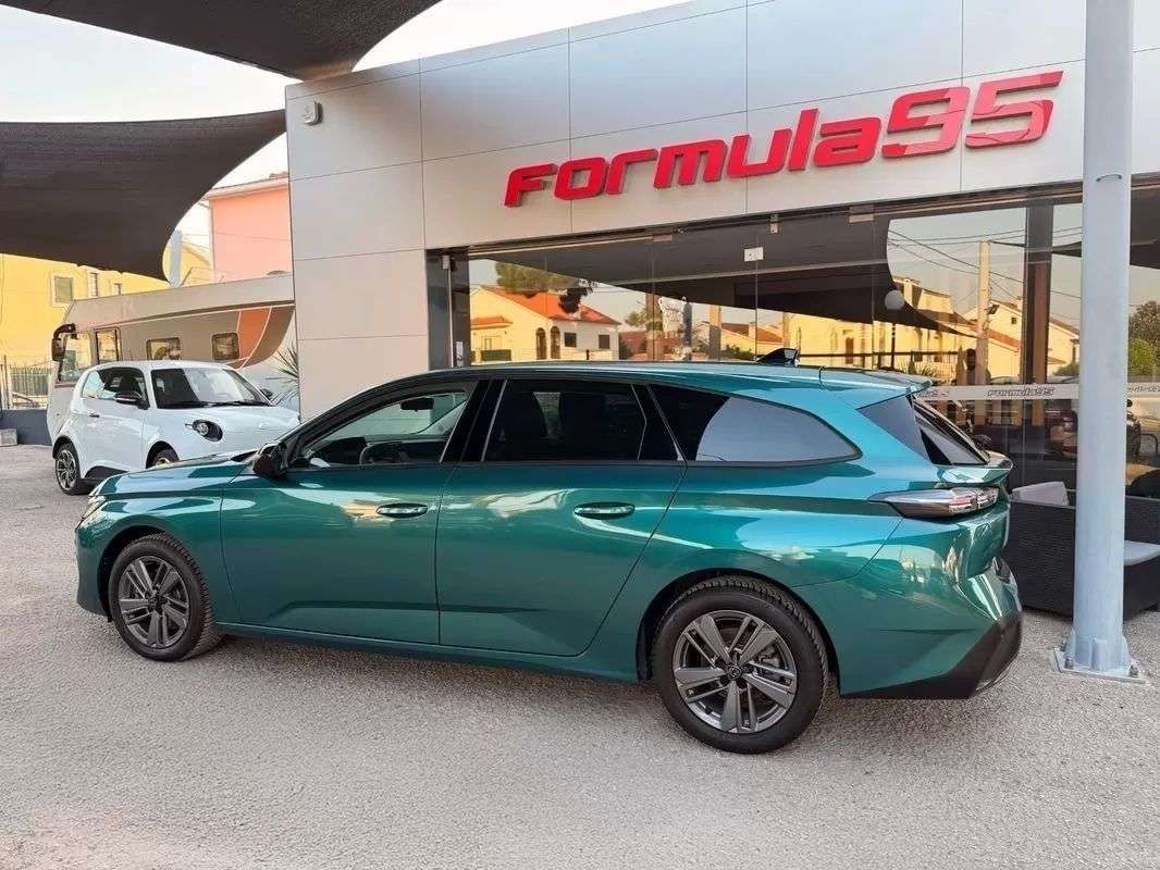 peugeot-308-sw-2022-gasolina-1199cc