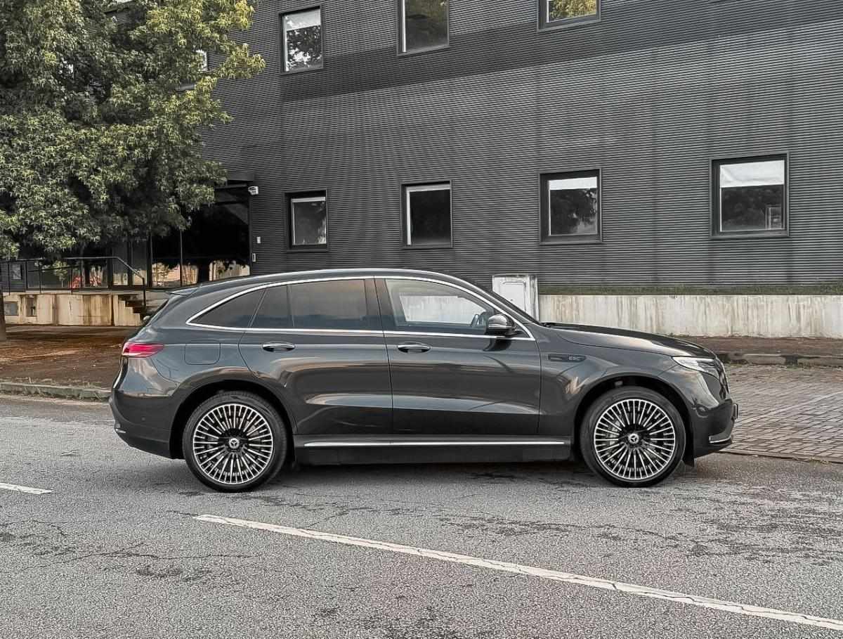 mercedes-benz-eqc-2021-eletrico-500cc