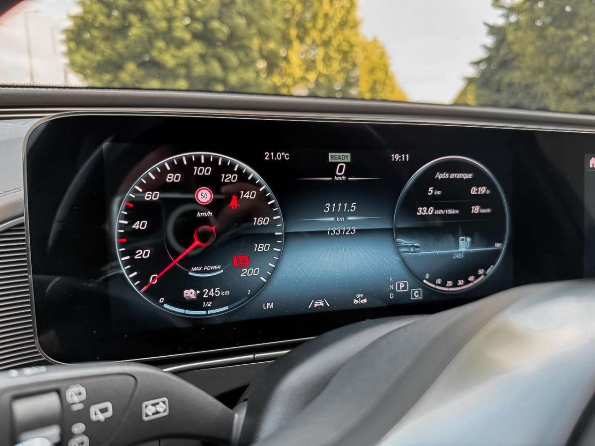 mercedes-benz-eqc-2021-eletrico-500cc