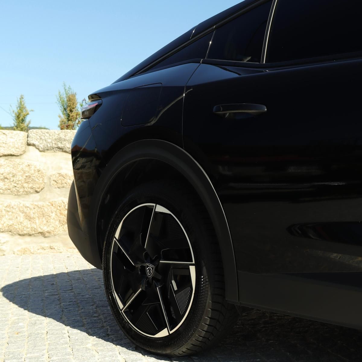 peugeot-408-2025-gasolina-1199cc