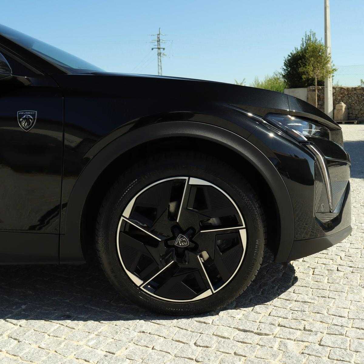 peugeot-408-2025-gasolina-1199cc