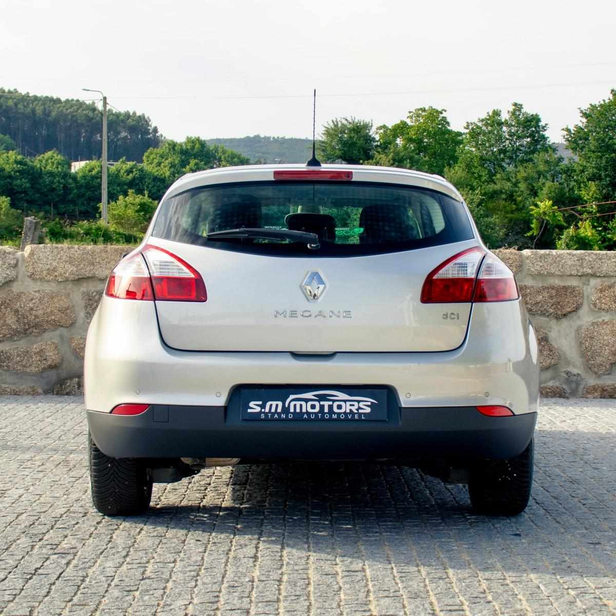 renault-megane-2012-diesel-1598cc
