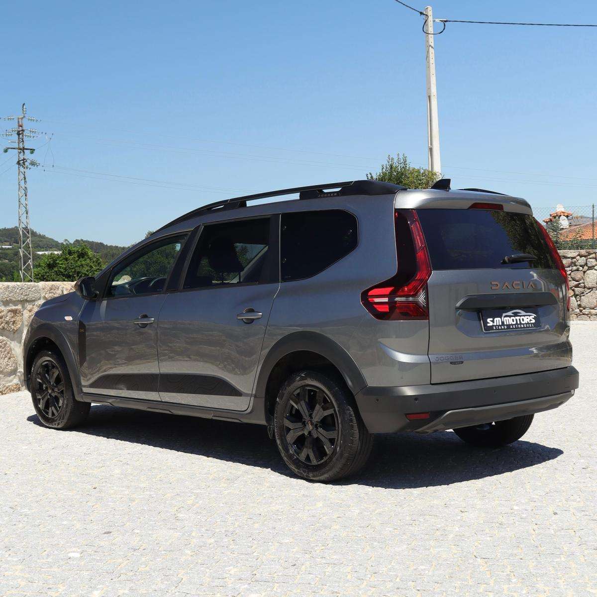 dacia-jogger-2024-hibrido-a-gasolina-1598cc