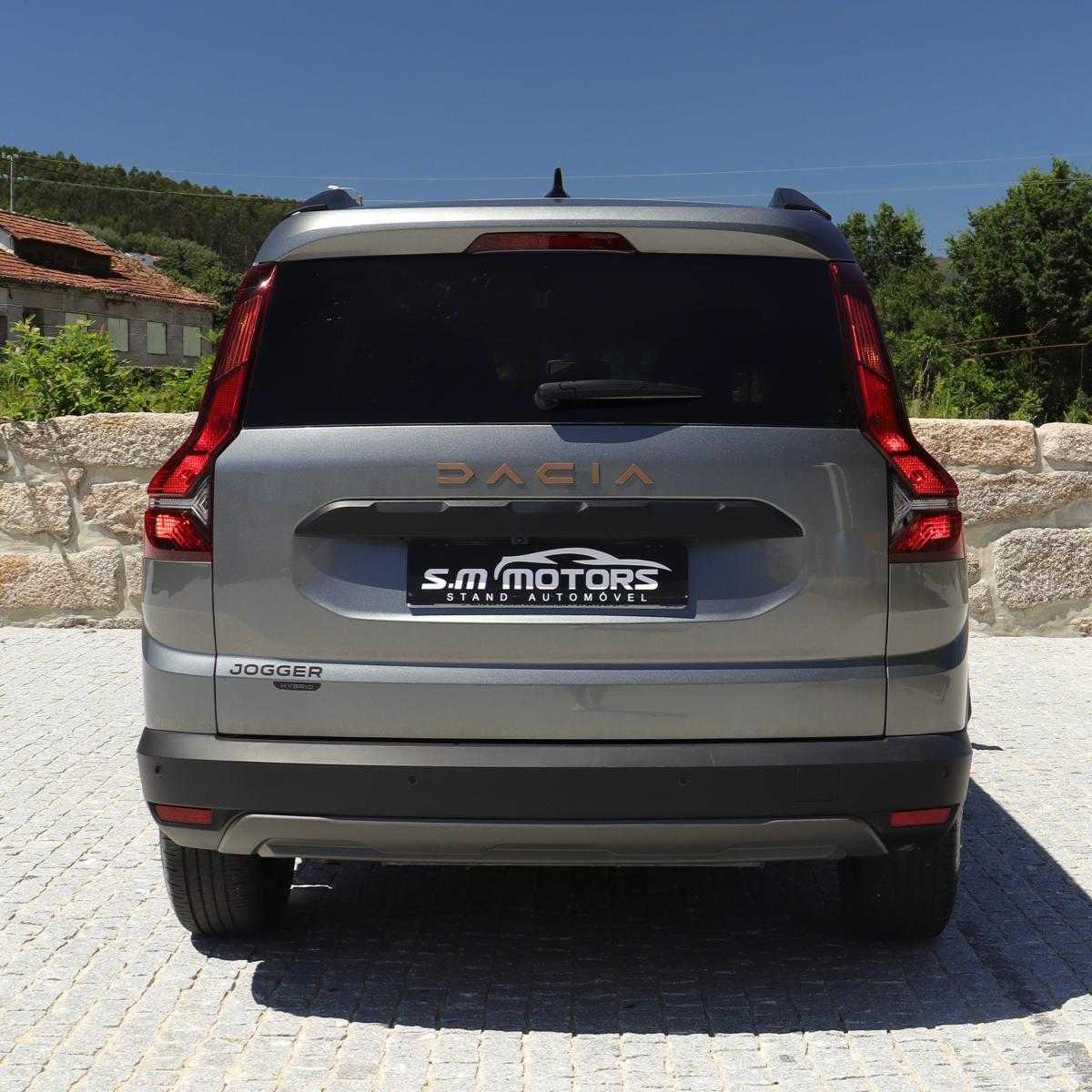 dacia-jogger-2024-hibrido-a-gasolina-1598cc