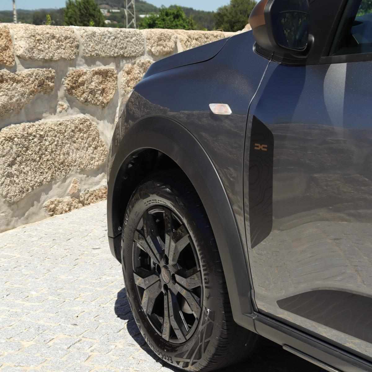 dacia-jogger-2024-hibrido-a-gasolina-1598cc