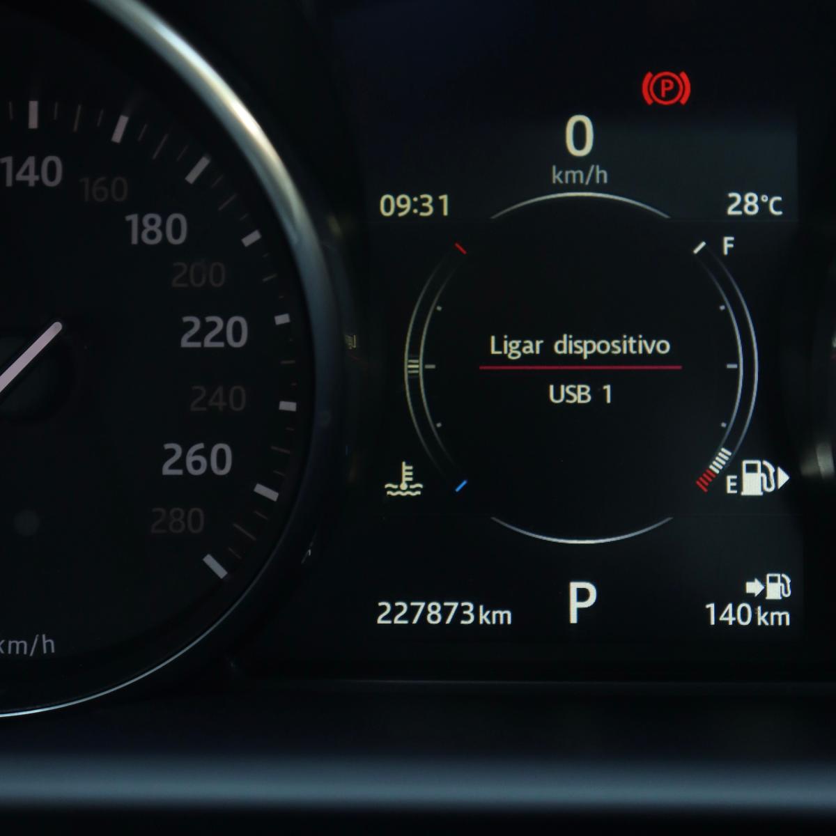 land-rover-range-rover-sport-2016-diesel-2993cc