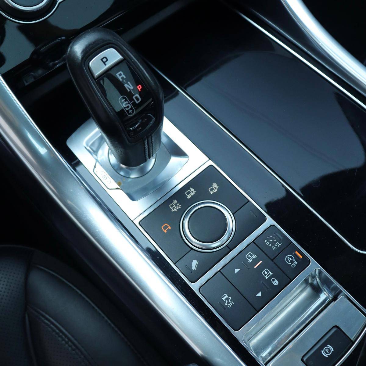 land-rover-range-rover-sport-2016-diesel-2993cc