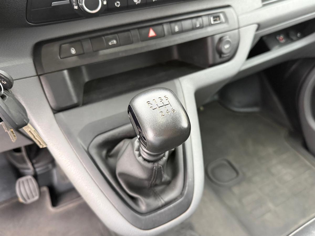 peugeot-expert-2017-diesel-1560cc