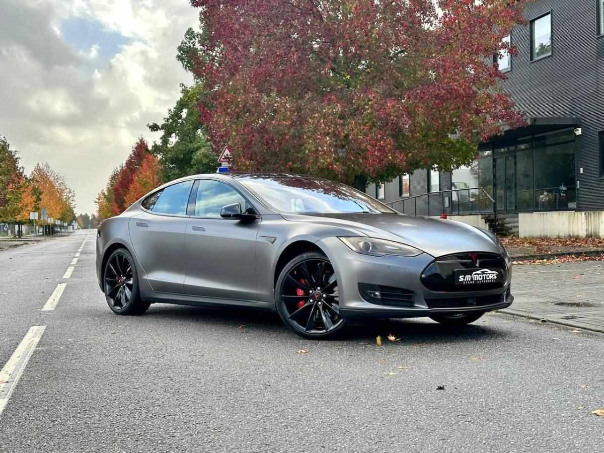 tesla-model-s-2015-eletrico-500cc