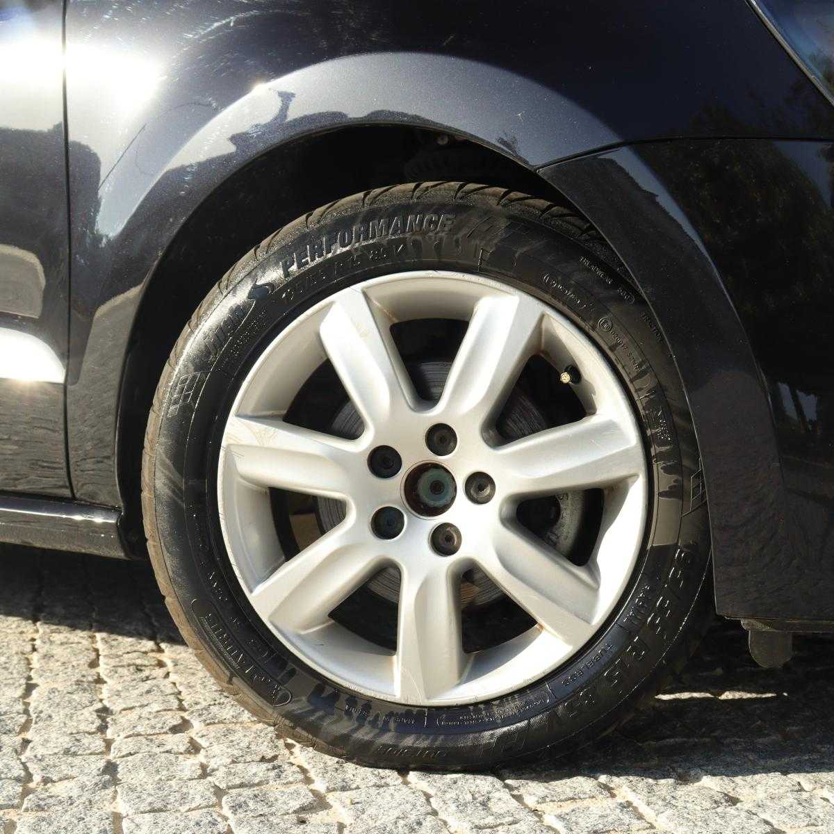 volkswagen-polo-2010-diesel-1598cc