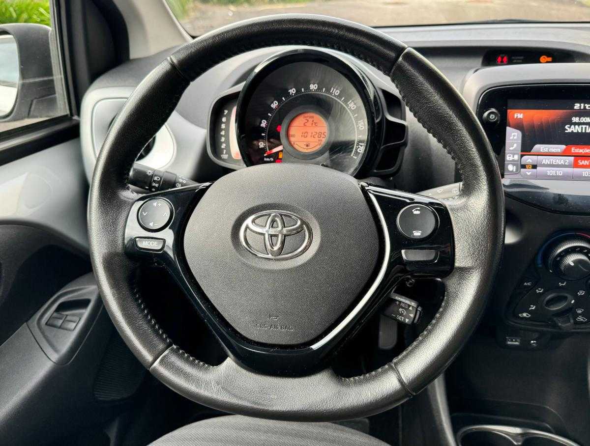 toyota-aygo-2019-gasolina-998cc